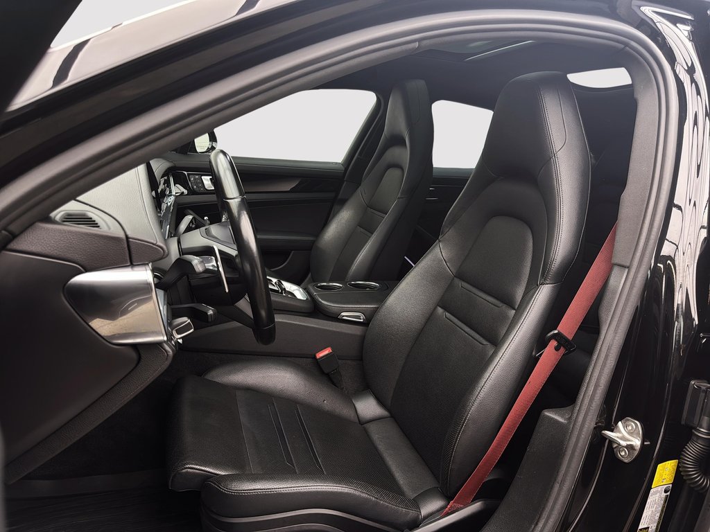 Porsche Panamera 4 E-Hybrid Premium Package 2023 à Laval, Québec - 15 - w1024h768px