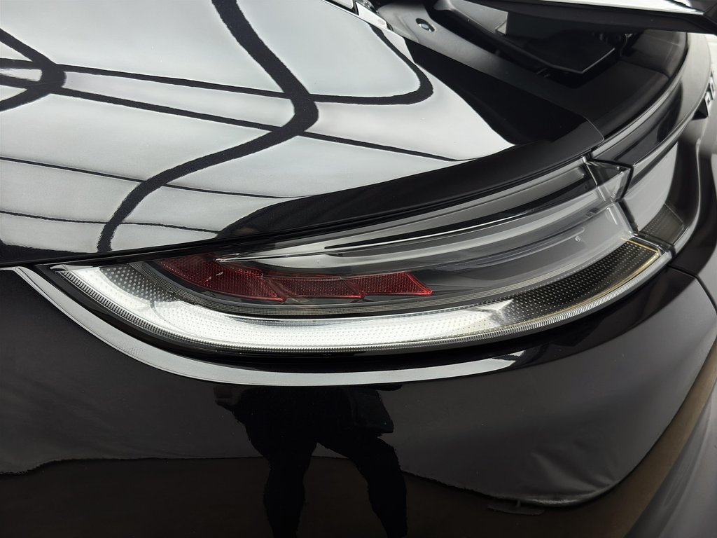 Porsche Panamera 4 E-Hybrid Premium Package 2023 à Laval, Québec - 11 - w1024h768px