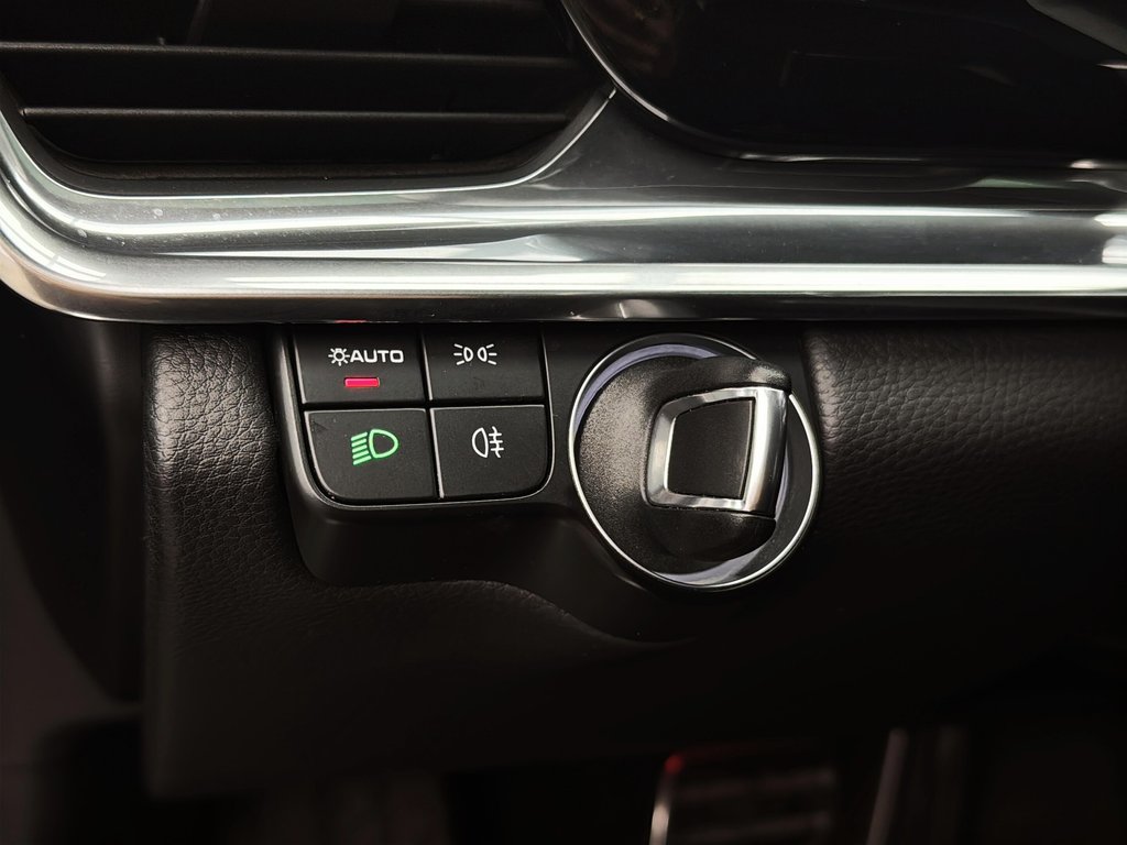 Porsche Panamera 4 E-Hybrid Premium Package 2023 à Laval, Québec - 17 - w1024h768px