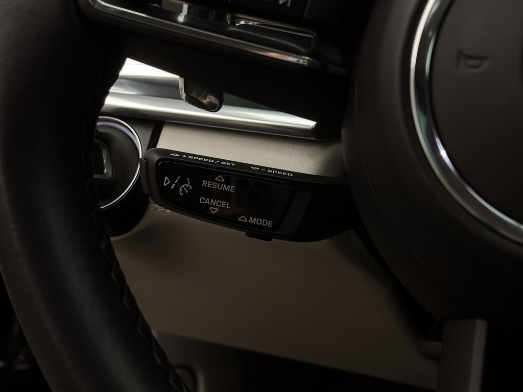 2023 Porsche Panamera 4S E-Hybrid AWD in Laval, Quebec - 19 - w1024h768px