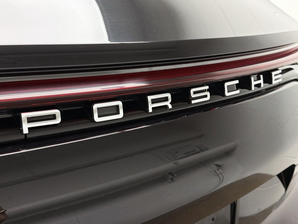 2023 Porsche Panamera in Laval, Quebec - 7 - w1024h768px