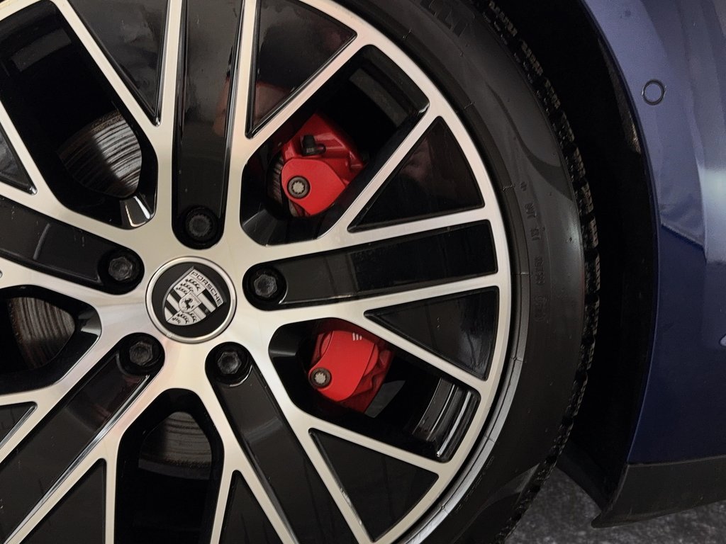 Porsche Taycan 4S  Premium Package,  Adaptive Cruise Control 2020 à Laval, Québec - 10 - w1024h768px