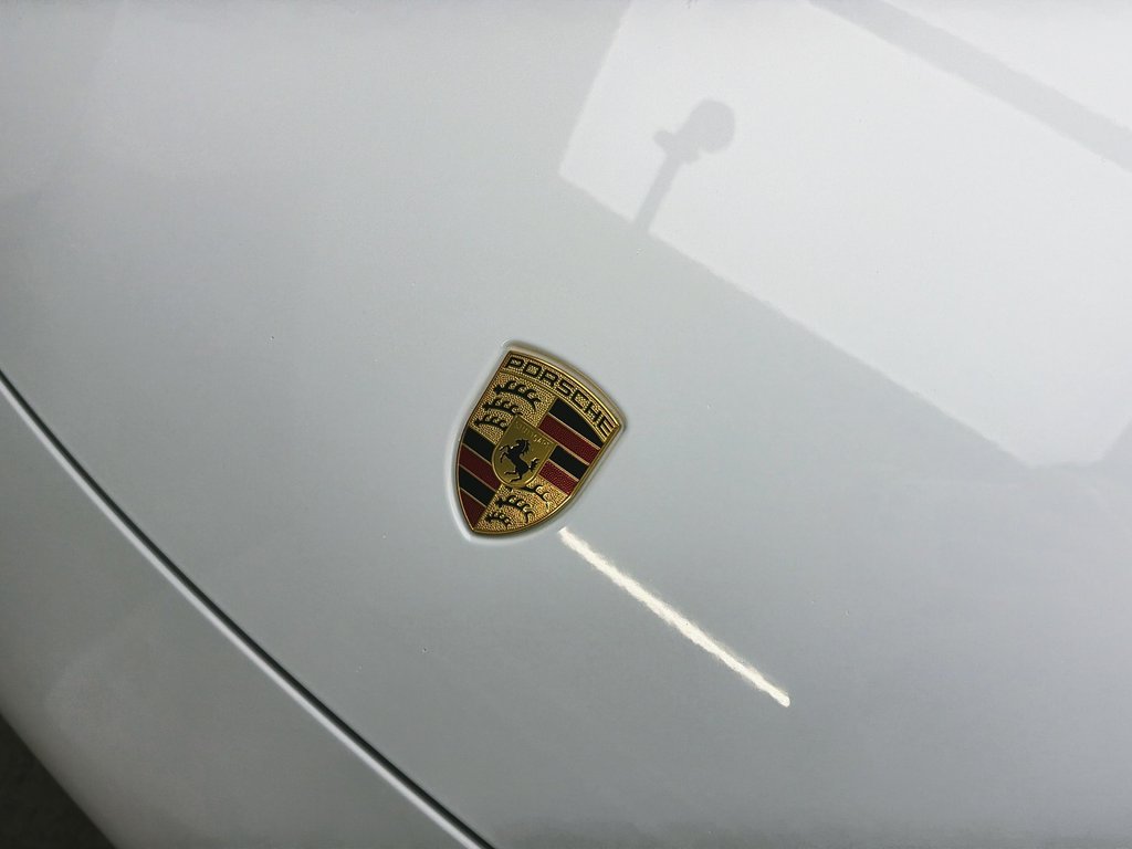 2020 Porsche Taycan 4S Performance Battery Plus in Laval, Quebec - 6 - w1024h768px