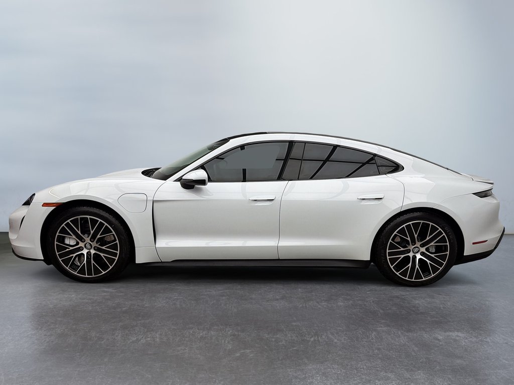 2020 Porsche Taycan 4S Performance Battery Plus in Laval, Quebec - 2 - w1024h768px