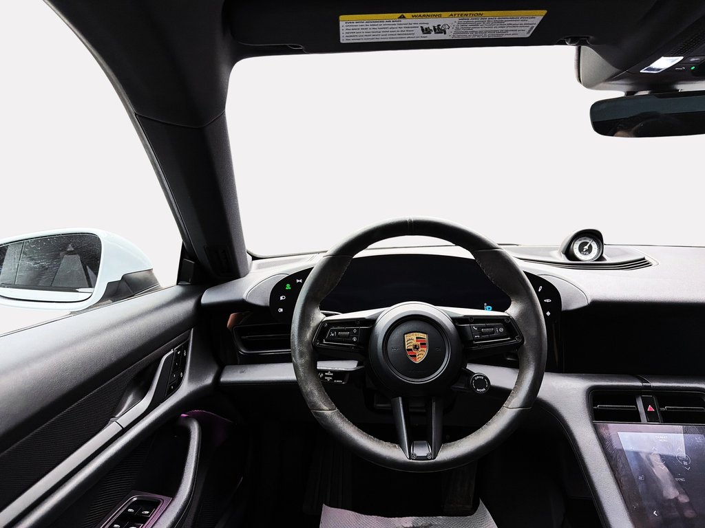 2020 Porsche Taycan 4S Performance Battery Plus in Laval, Quebec - 14 - w1024h768px