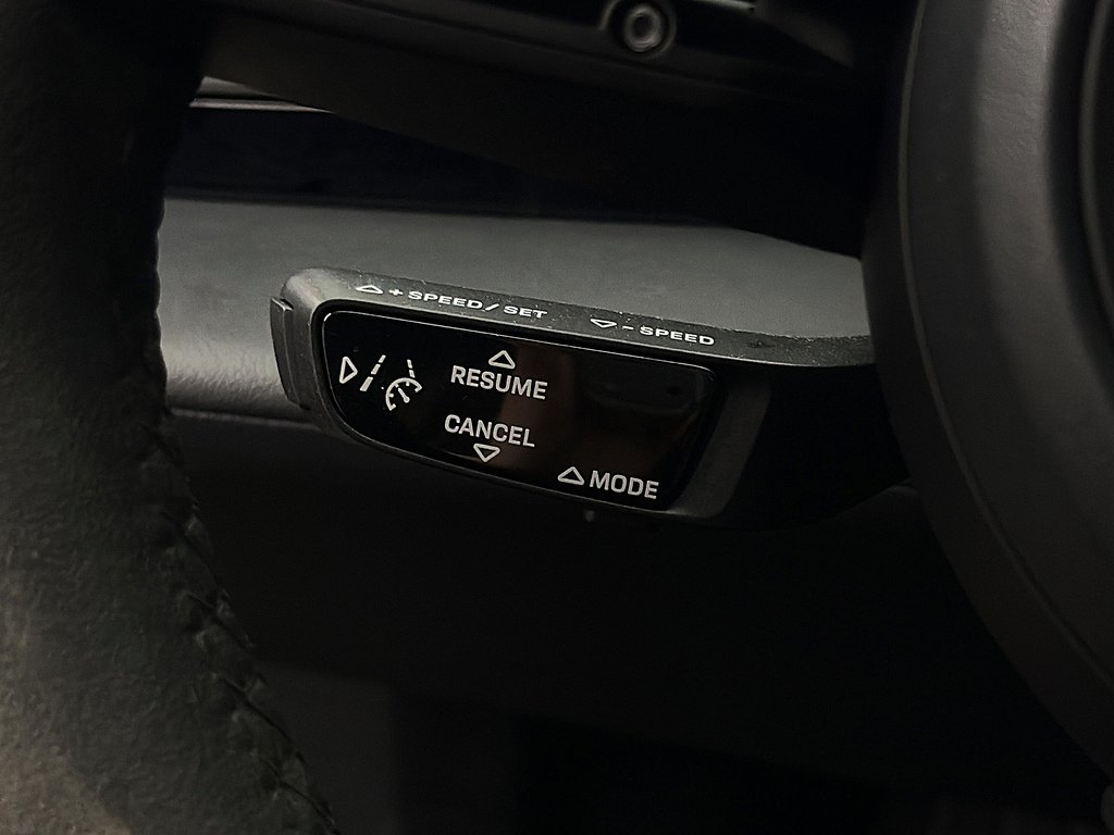 2020 Porsche Taycan 4S Performance Battery Plus in Laval, Quebec - 17 - w1024h768px