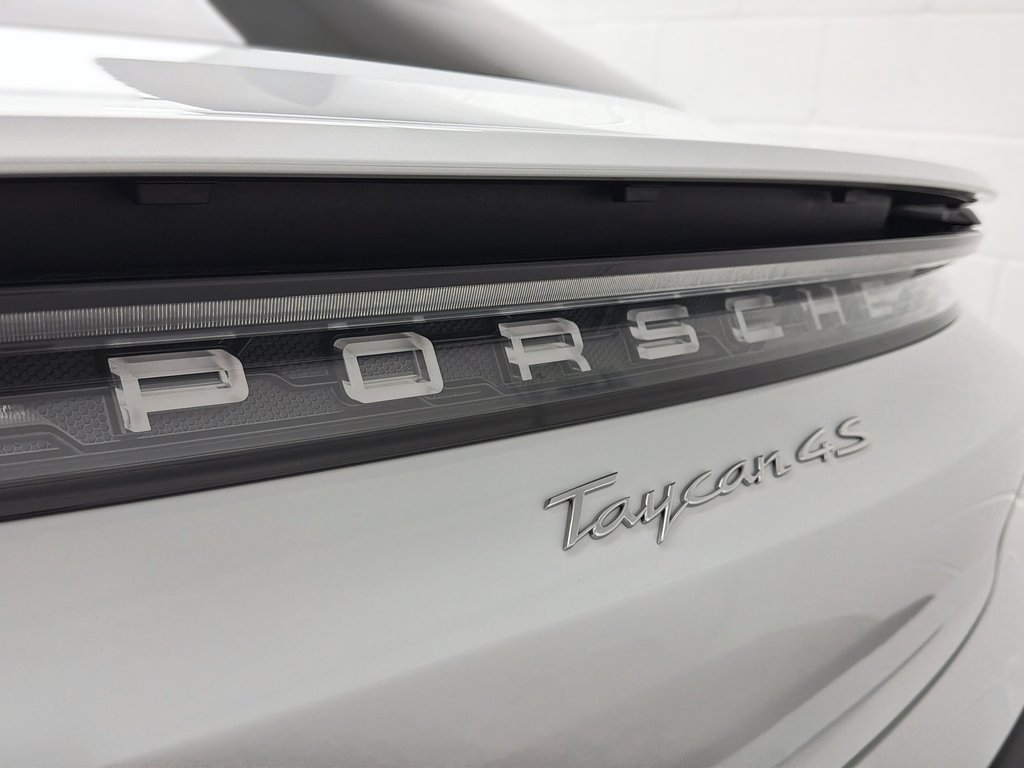 2020 Porsche Taycan 4S Performance Battery Plus in Laval, Quebec - 7 - w1024h768px