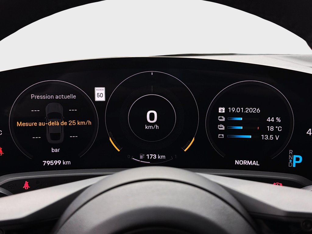 2020 Porsche Taycan 4S Performance Battery Plus in Laval, Quebec - 18 - w1024h768px