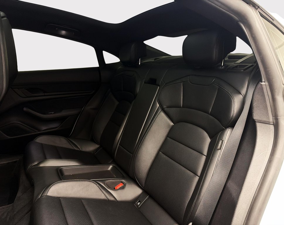 2020 Porsche Taycan 4S Performance Battery Plus in Laval, Quebec - 24 - w1024h768px