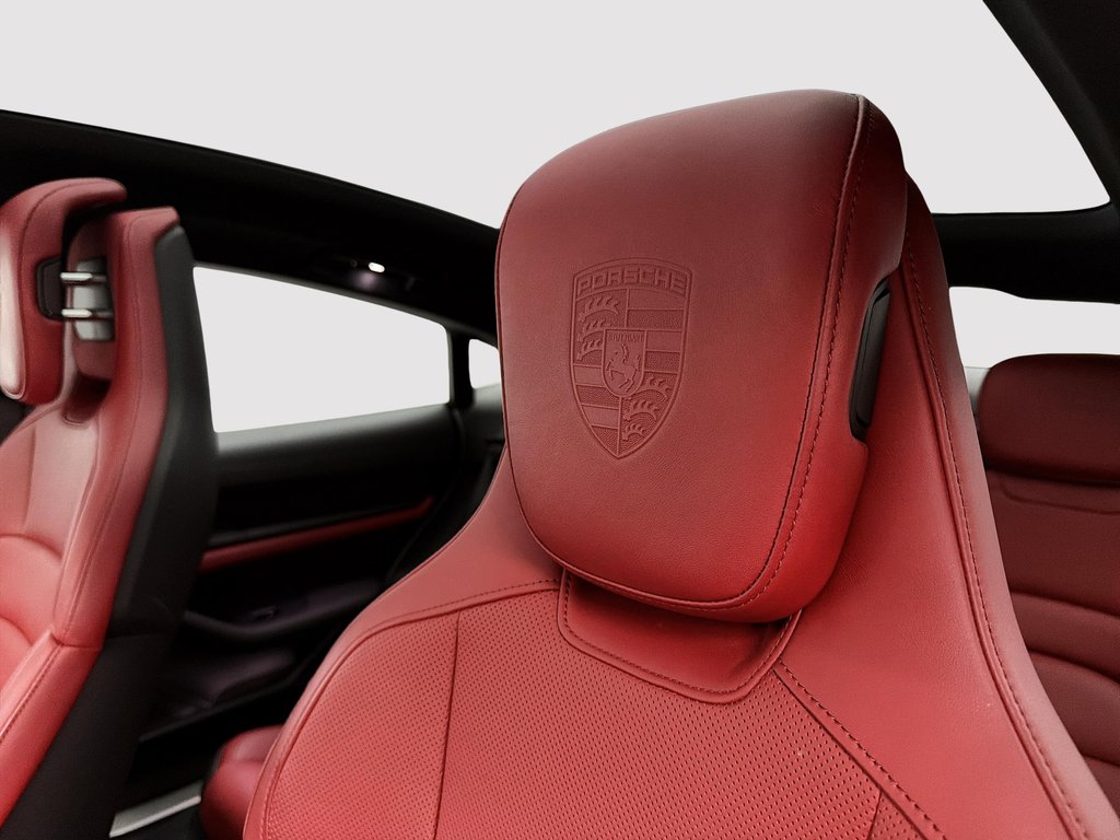 Porsche Taycan 4S Sedan 2020 à Laval, Québec - 21 - w1024h768px