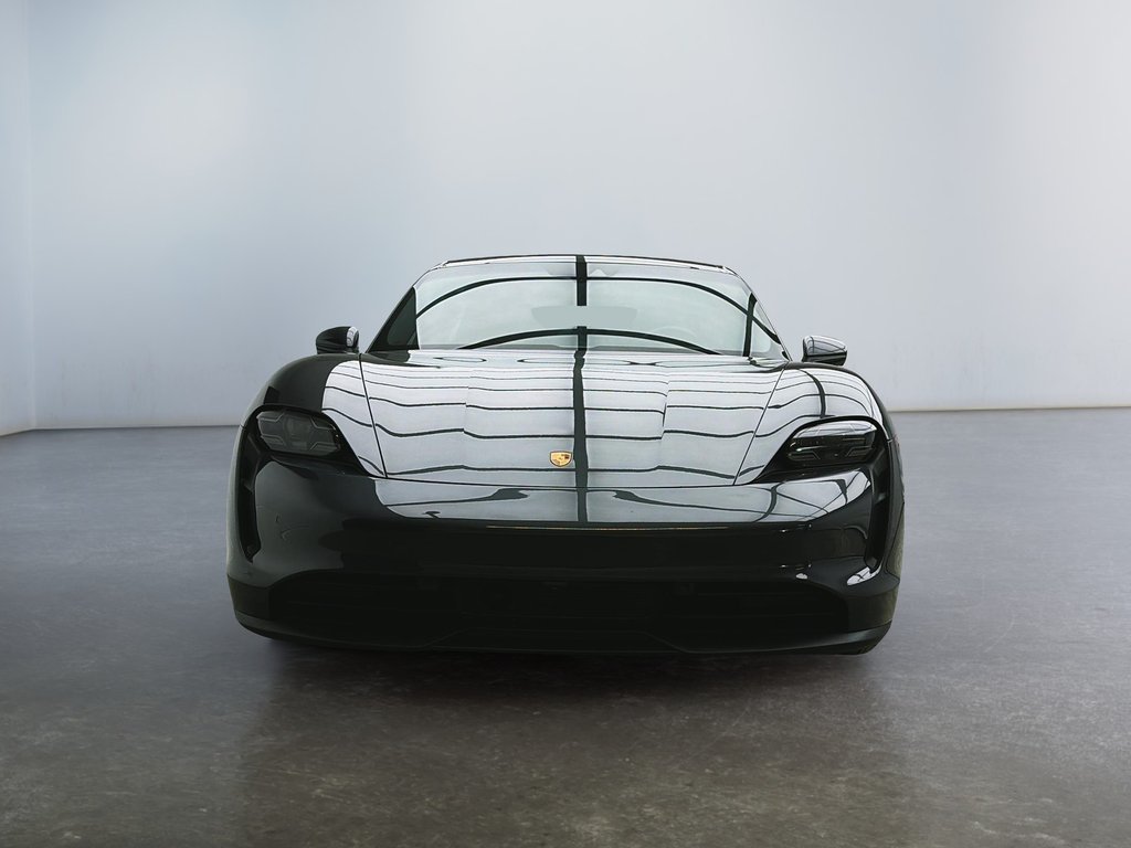 Porsche Taycan 4S Sedan 2020 à Laval, Québec - 5 - w1024h768px