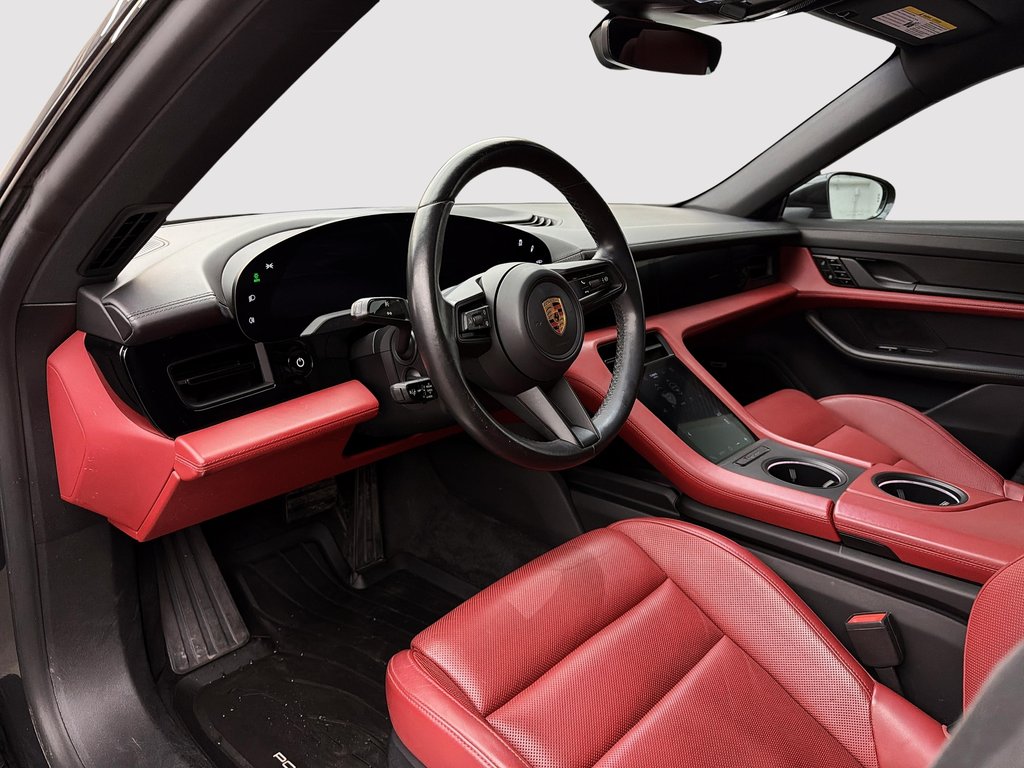 Porsche Taycan 4S Sedan 2020 à Laval, Québec - 12 - w1024h768px