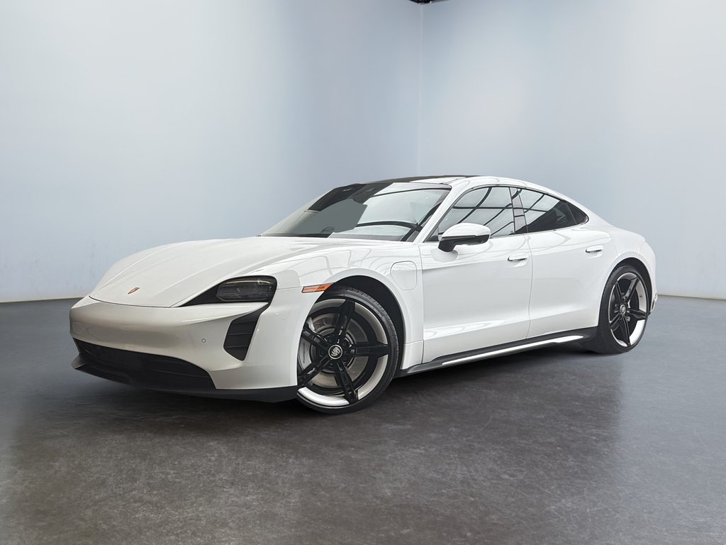Porsche Taycan 4S Performance Package 2021 à Laval, Québec - 1 - w1024h768px