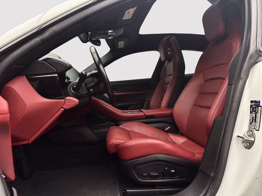 Porsche Taycan 4S Performance Package 2021 à Laval, Québec - 14 - w1024h768px