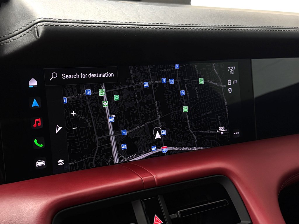 Porsche Taycan 4S Performance Package 2021 à Laval, Québec - 23 - w1024h768px