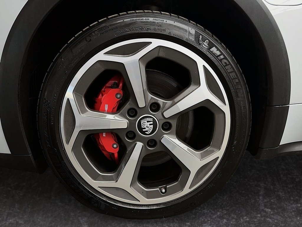 Porsche Taycan 4S Cross Turismo Pemium, Sport Chrono Package 2022 à Laval, Québec - 13 - w1024h768px
