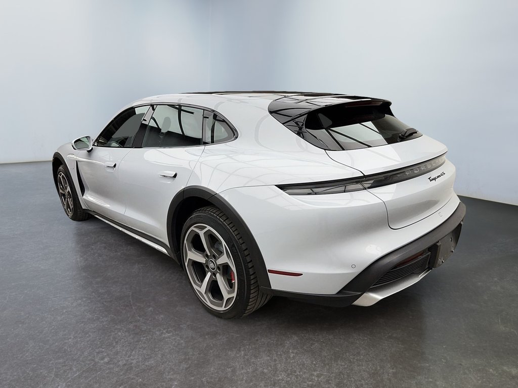 Porsche Taycan 4S Cross Turismo Pemium, Sport Chrono Package 2022 à Laval, Québec - 3 - w1024h768px