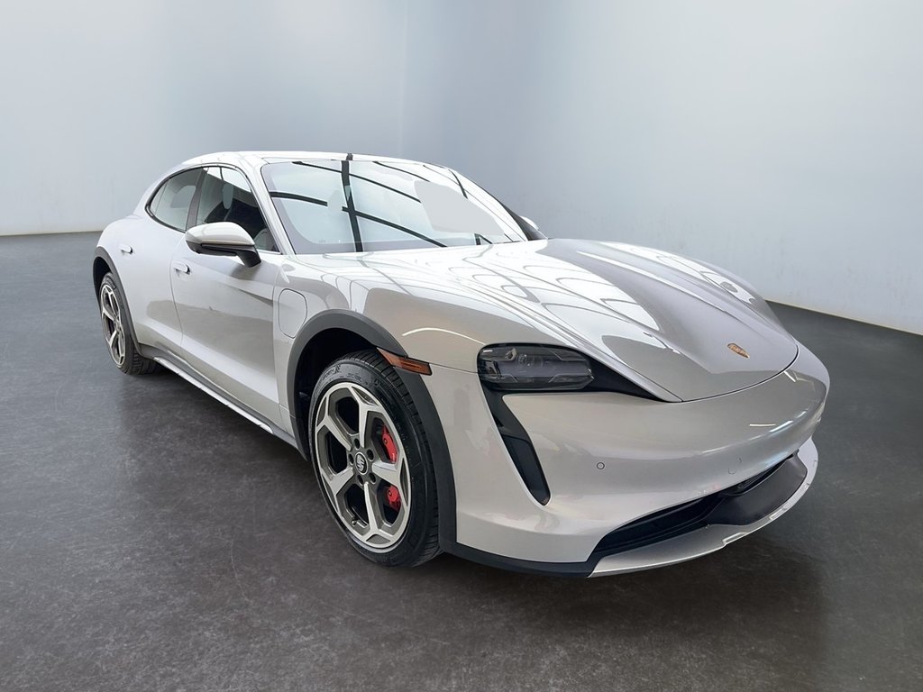 Porsche Taycan 4S Cross Turismo Pemium, Sport Chrono Package 2022 à Laval, Québec - 7 - w1024h768px