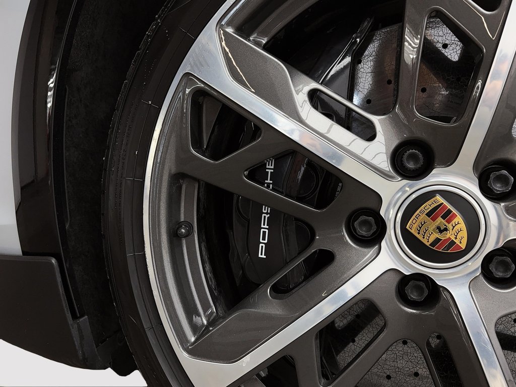 Porsche Taycan Turbo S Cross Turismo AWD 2022 à Laval, Québec - 11 - w1024h768px