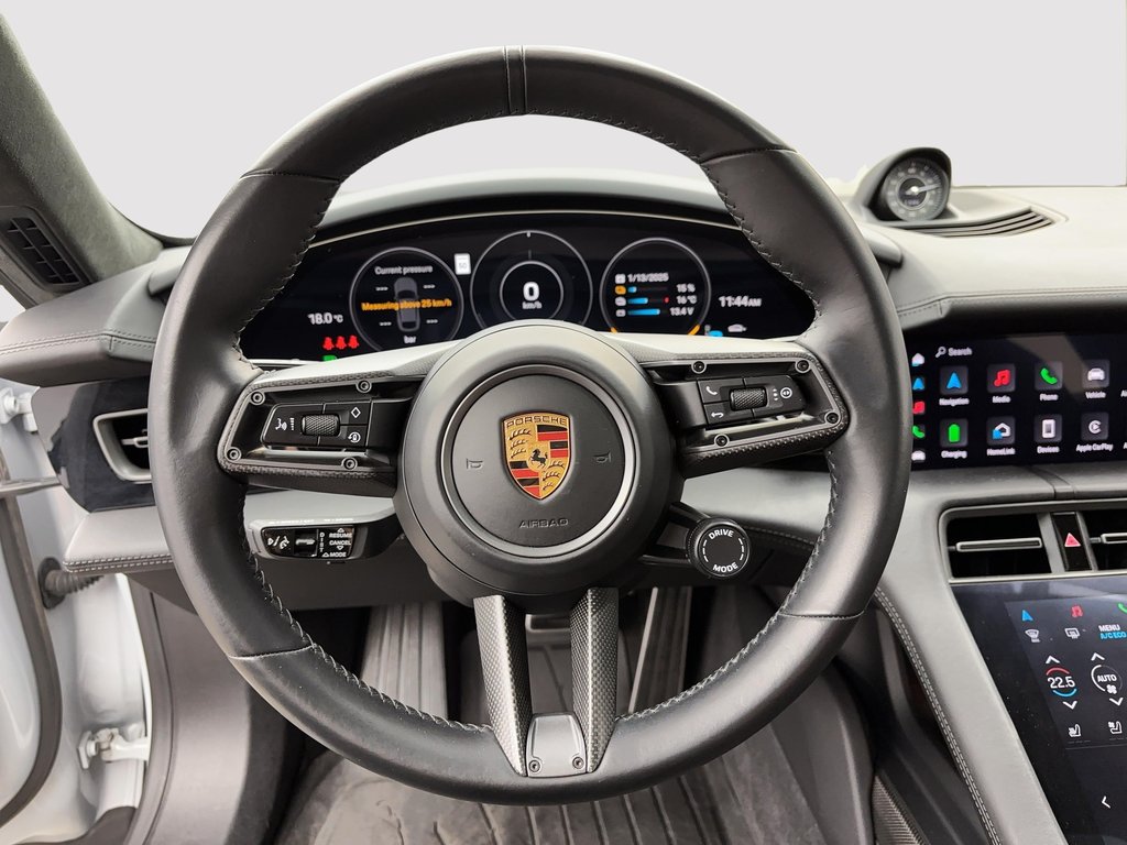 Porsche Taycan Turbo S Cross Turismo AWD 2022 à Laval, Québec - 16 - w1024h768px