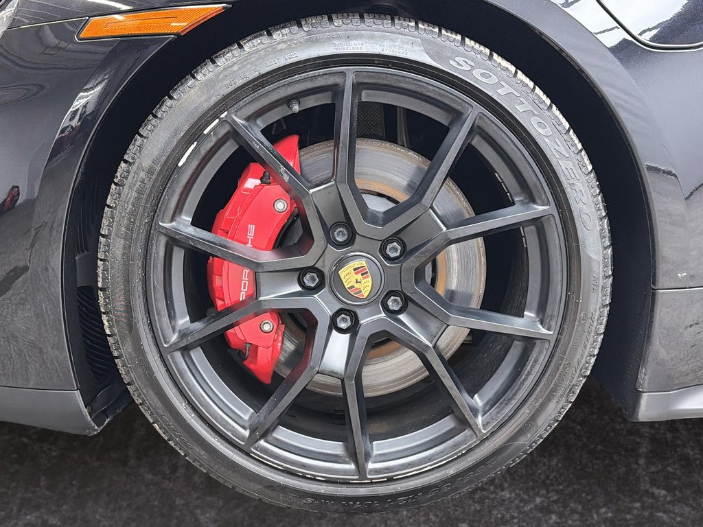 Porsche Taycan GTS AWD 2022 à Laval, Québec - 10 - w1024h768px