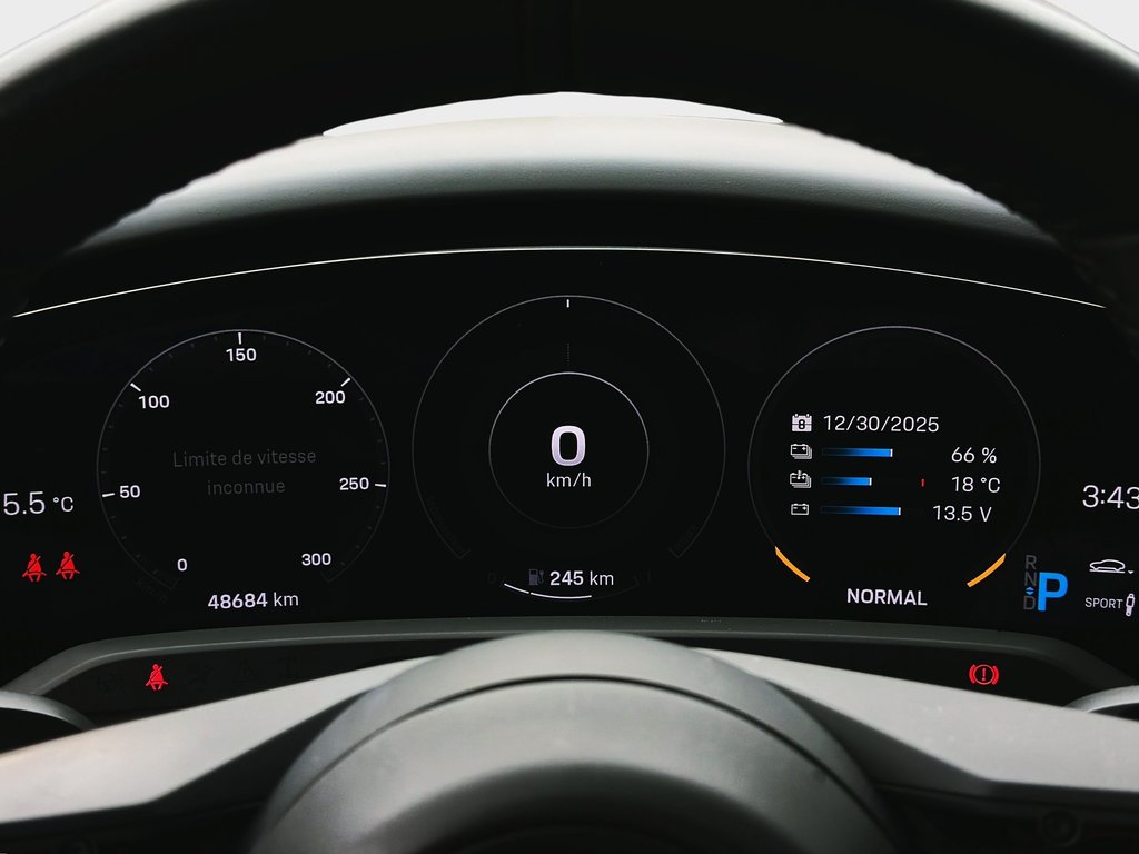 Porsche Taycan GTS AWD 2022 à Laval, Québec - 18 - w1024h768px