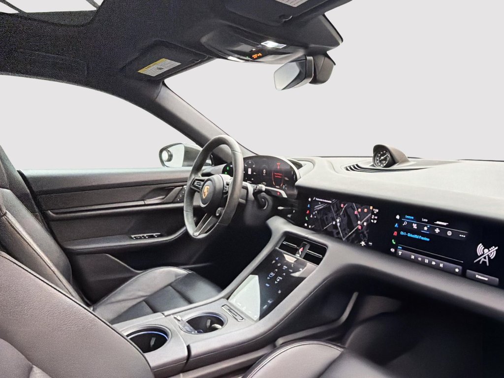2022 Porsche Taycan 4S in Laval, Quebec - 29 - w1024h768px