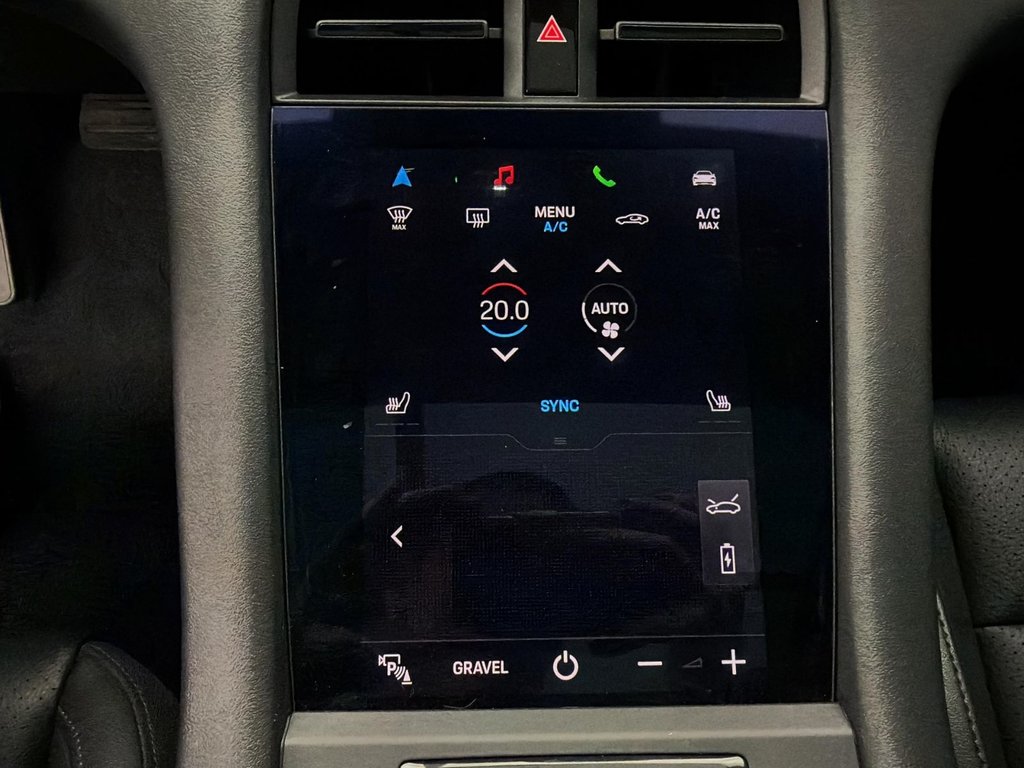 2022 Porsche Taycan 4S in Laval, Quebec - 27 - w1024h768px