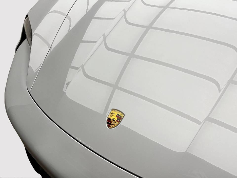 Porsche Taycan Turbo S Technology Package 2023 à Laval, Québec - 11 - w1024h768px