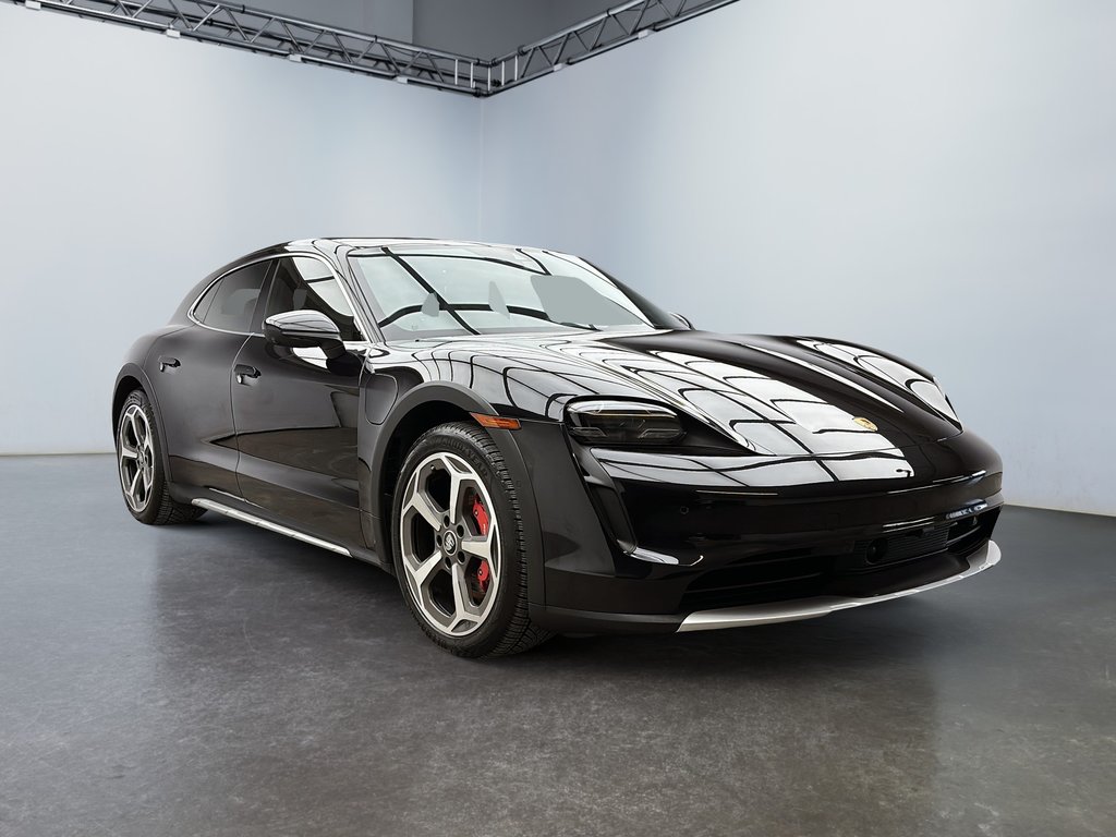 Porsche Taycan 4S Cross Turismo Technology Package 2023 à Laval, Québec - 7 - w1024h768px