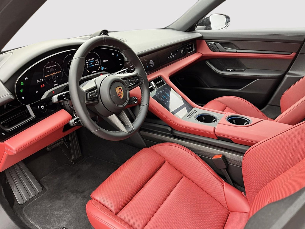 2023 Porsche Taycan 4S 52860$ en options in Laval, Quebec - 13 - w1024h768px
