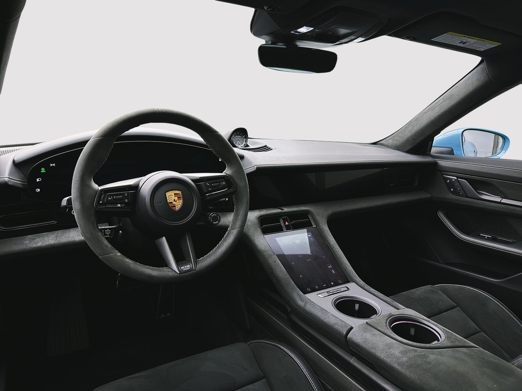 2023 Porsche Taycan GTS Sport Turismo AWD in Laval, Quebec - 13 - w1024h768px