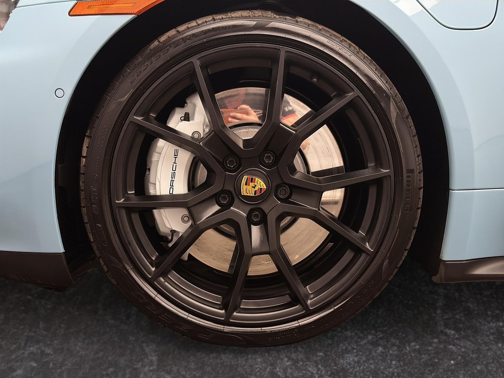 2023 Porsche Taycan GTS Sport Turismo AWD in Laval, Quebec - 7 - w1024h768px