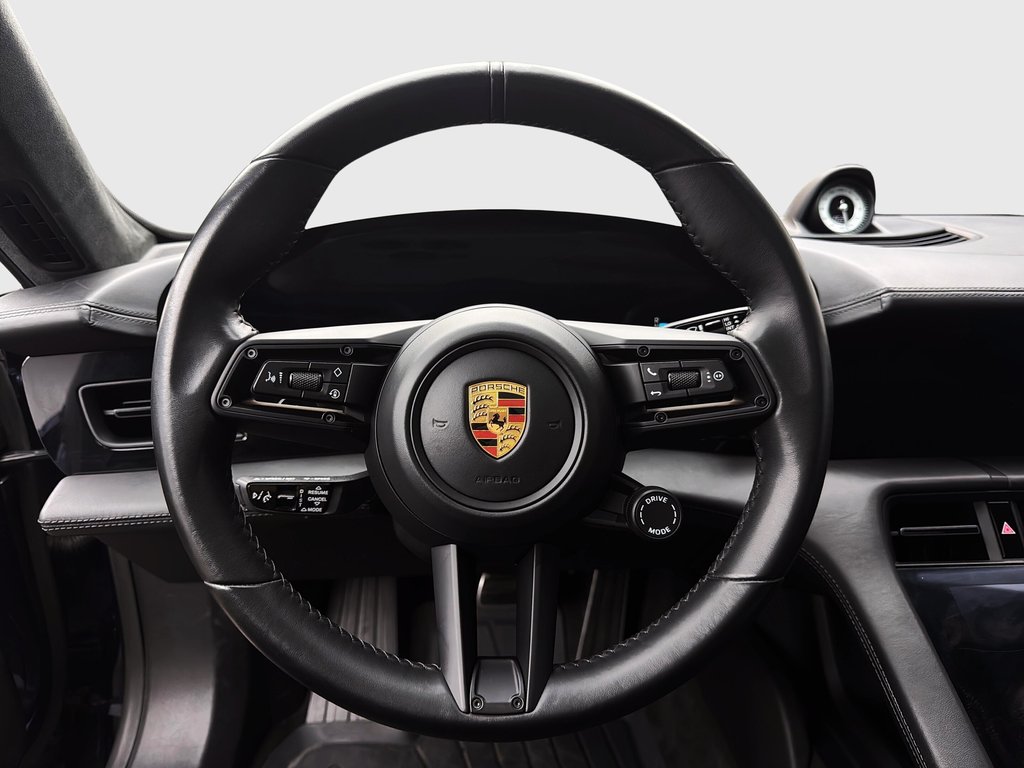 Porsche Taycan GTS Premium Package 2023 à Laval, Québec - 16 - w1024h768px