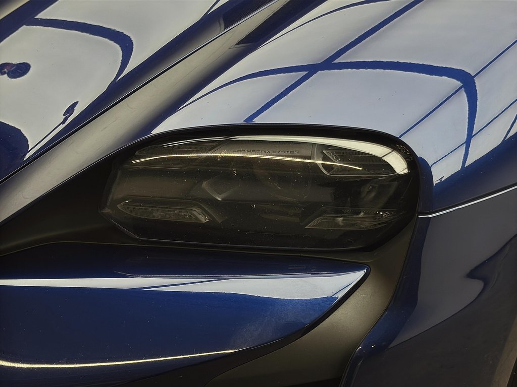 Porsche Taycan GTS Premium Package 2023 à Laval, Québec - 9 - w1024h768px