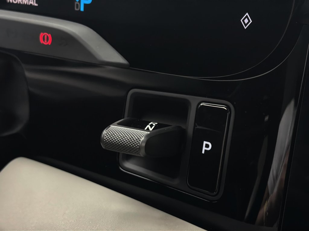 2023 Porsche Taycan Turbo S Tech Package in Laval, Quebec - 20 - w1024h768px