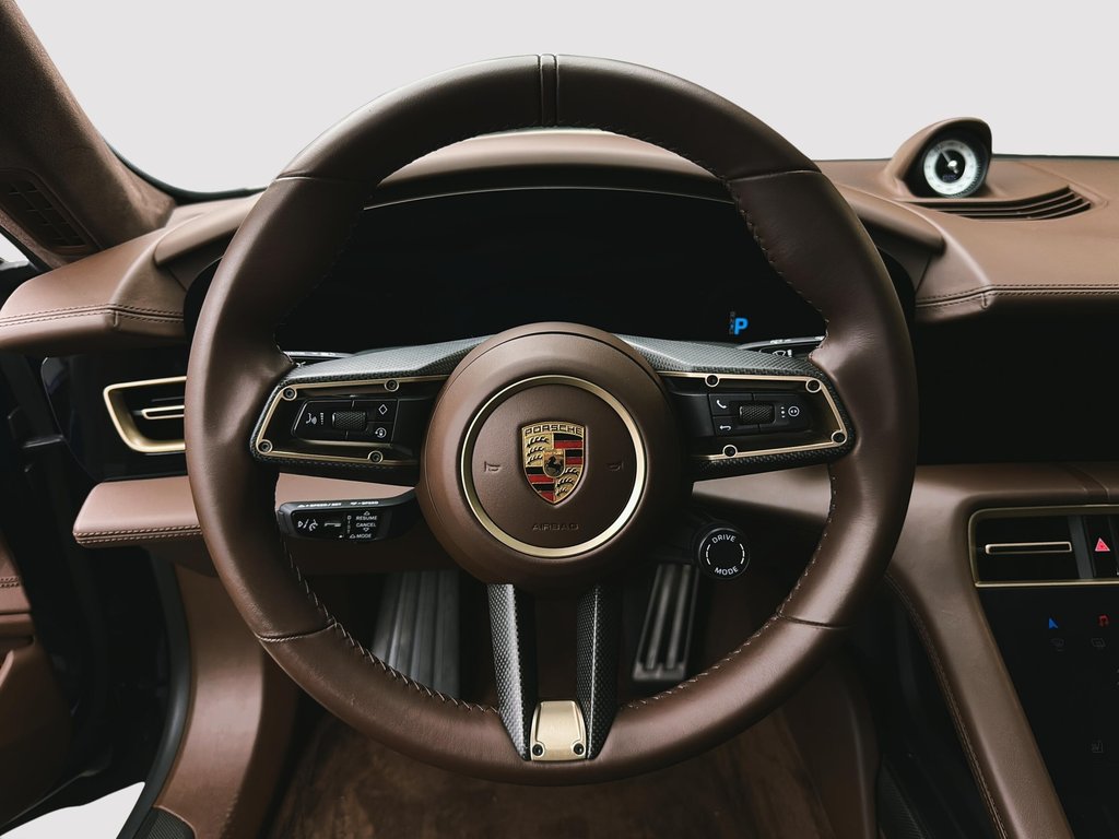 Porsche Taycan GTS Sport Turismo AWD 2024 à Laval, Québec - 15 - w1024h768px