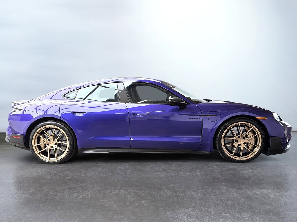 2025 Porsche Taycan Turbo GT *Rare* Up to 1019hp in Laval, Quebec - 5 - w1024h768px