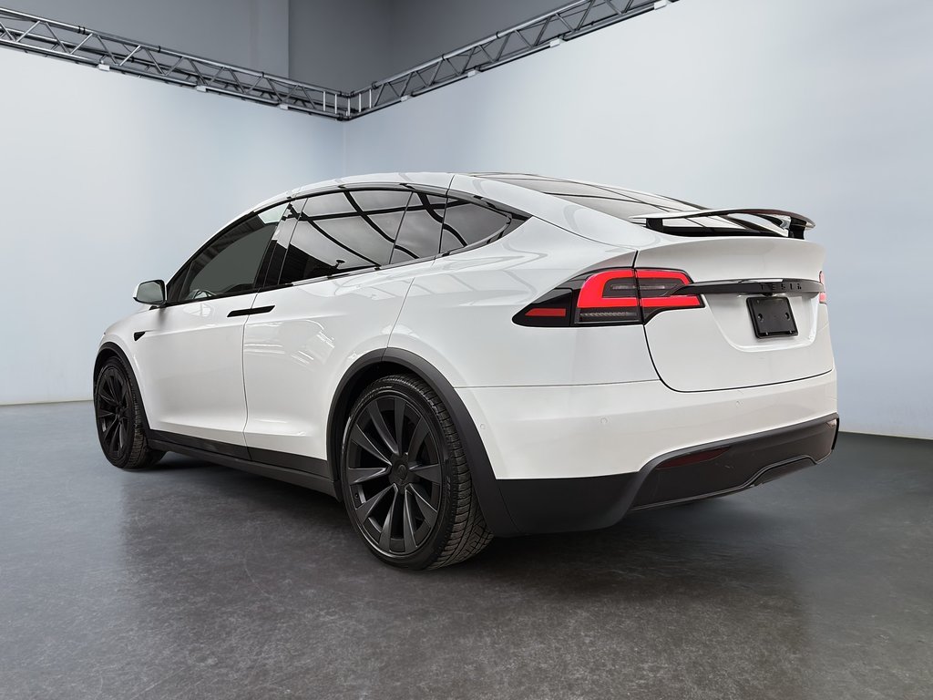 2022 Tesla Model X AWD in Laval, Quebec - 3 - w1024h768px