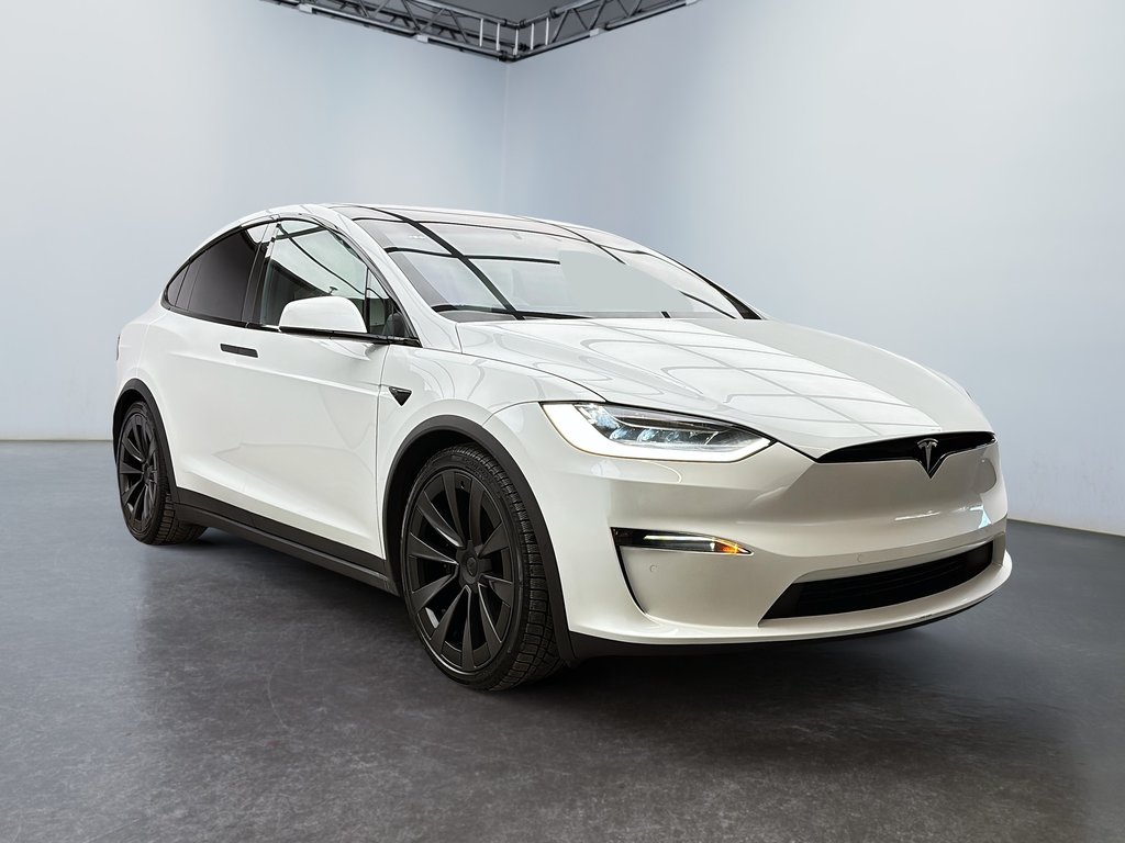 2022 Tesla Model X AWD in Laval, Quebec - 7 - w1024h768px