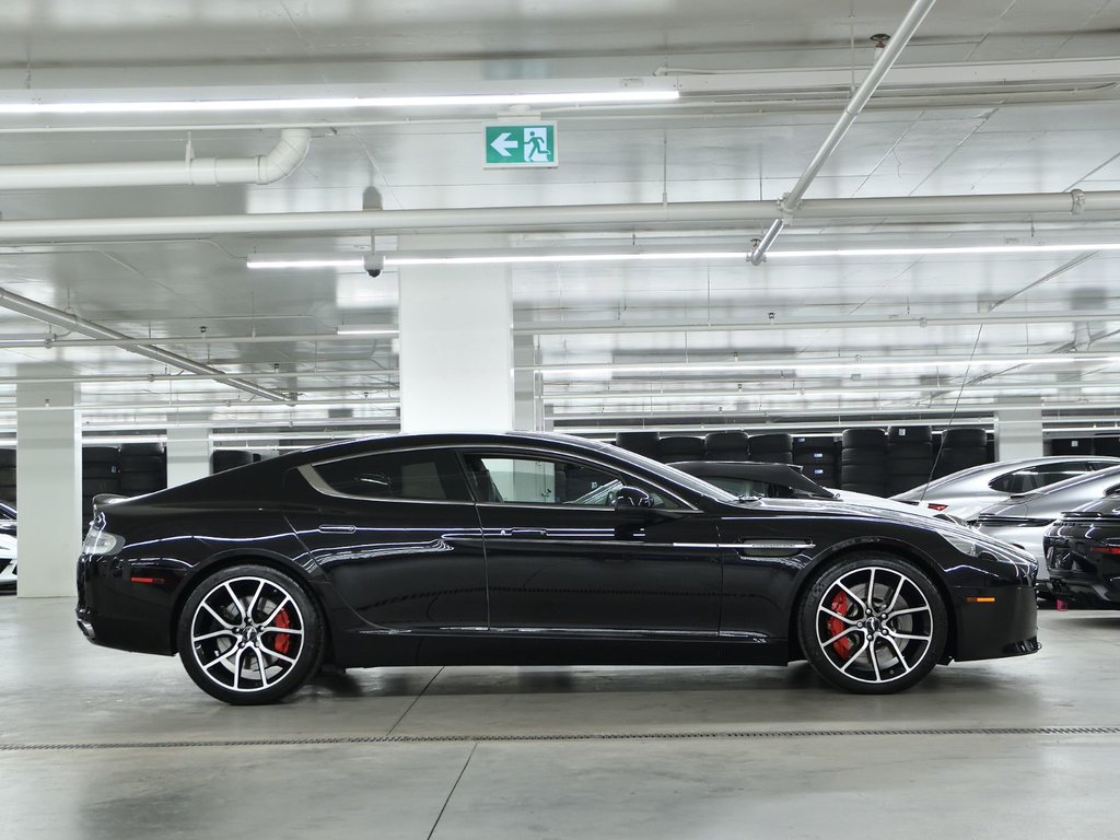 Aston Martin Rapide S  2014 à Laval, Québec - 2 - w1024h768px