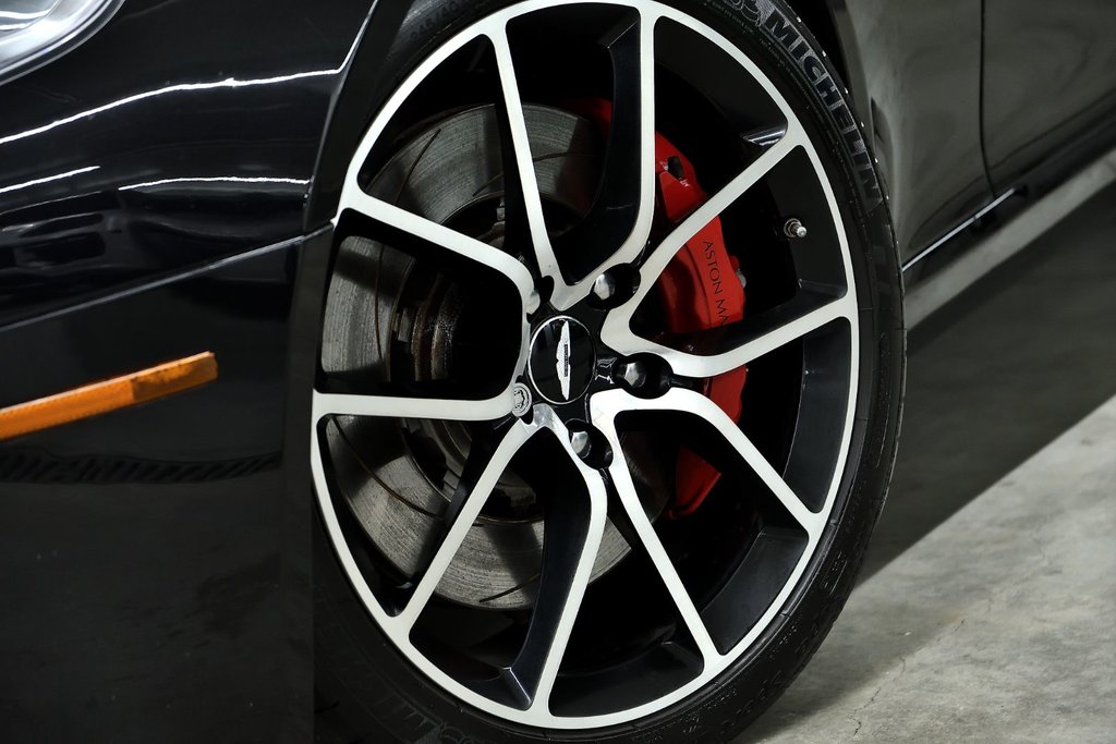 Aston Martin Rapide S  2014 à Laval, Québec - 8 - w1024h768px