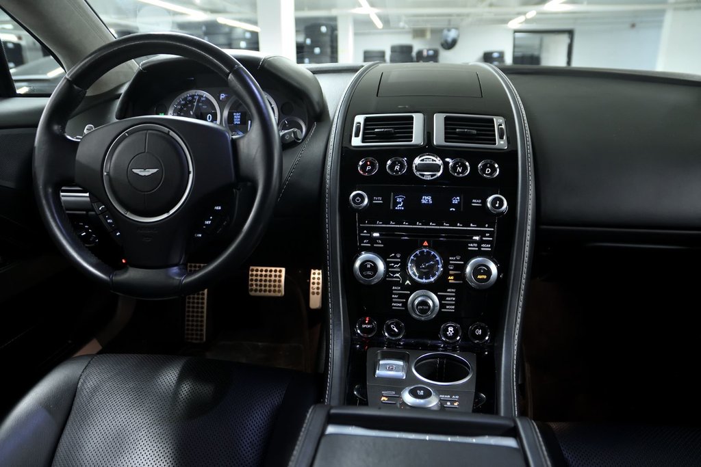 Aston Martin Rapide S  2014 à Laval, Québec - 37 - w1024h768px