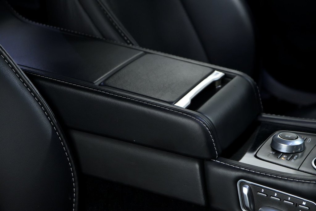 Aston Martin Rapide S  2014 à Laval, Québec - 33 - w1024h768px