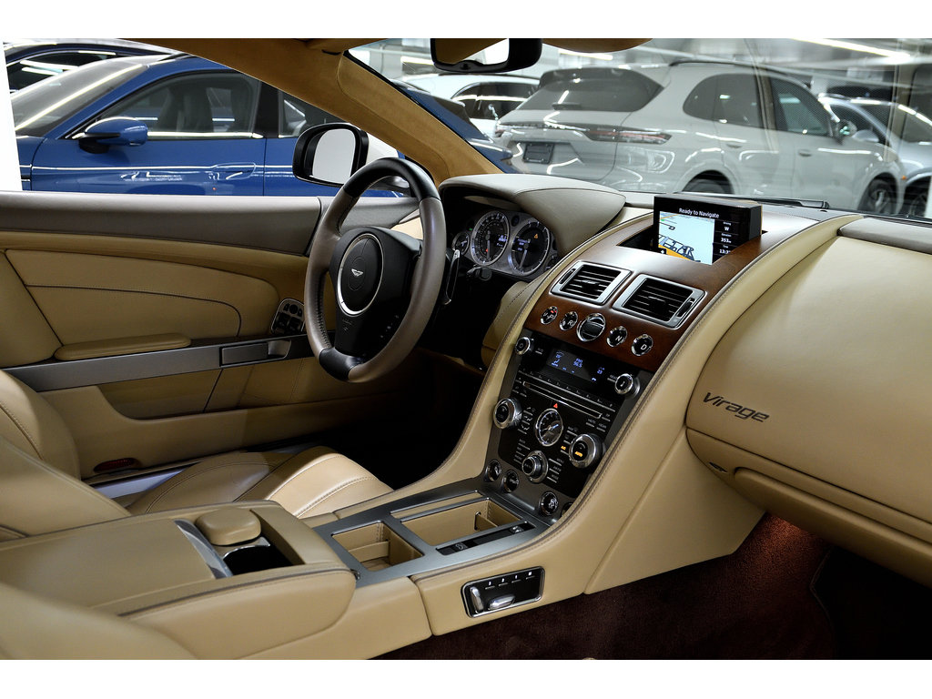 Aston Martin Virage 2+2 Coupe / V12 / Bluetooth 2012 à Laval, Québec - 22 - w1024h768px