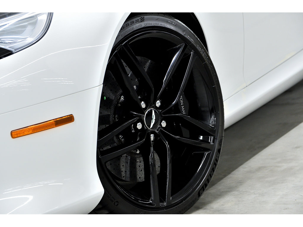 Aston Martin Virage 2+2 Coupe / V12 / Bluetooth 2012 à Laval, Québec - 9 - w1024h768px