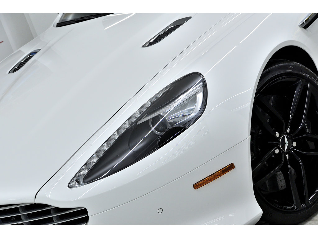 Aston Martin Virage 2+2 Coupe / V12 / Bluetooth 2012 à Laval, Québec - 10 - w1024h768px
