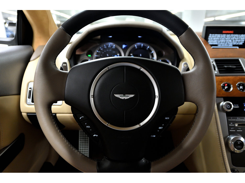 Aston Martin Virage 2+2 Coupe / V12 / Bluetooth 2012 à Laval, Québec - 13 - w1024h768px