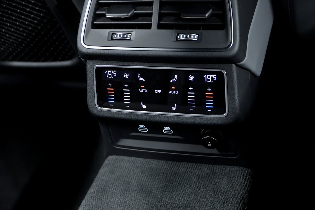 2025 Audi S6 Sedan in Laval, Quebec - 42 - w1024h768px