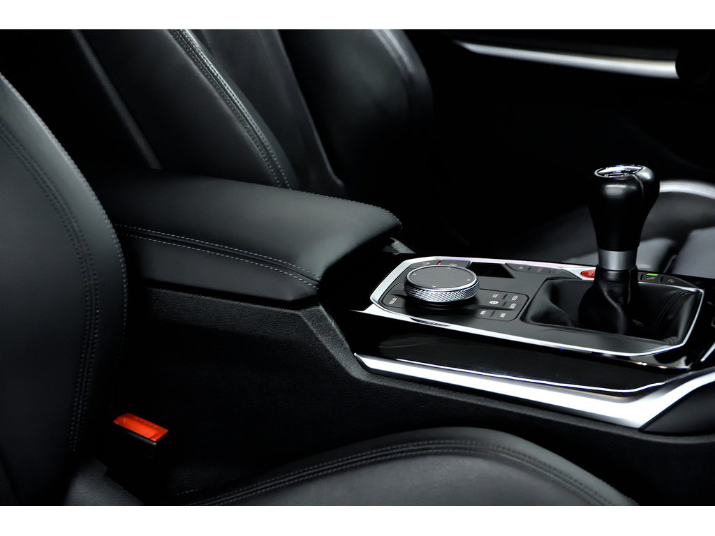 2022 BMW M3 Transmission Manuelle / Pneus neufs / Premium Pack in Laval, Quebec - 43 - w1024h768px
